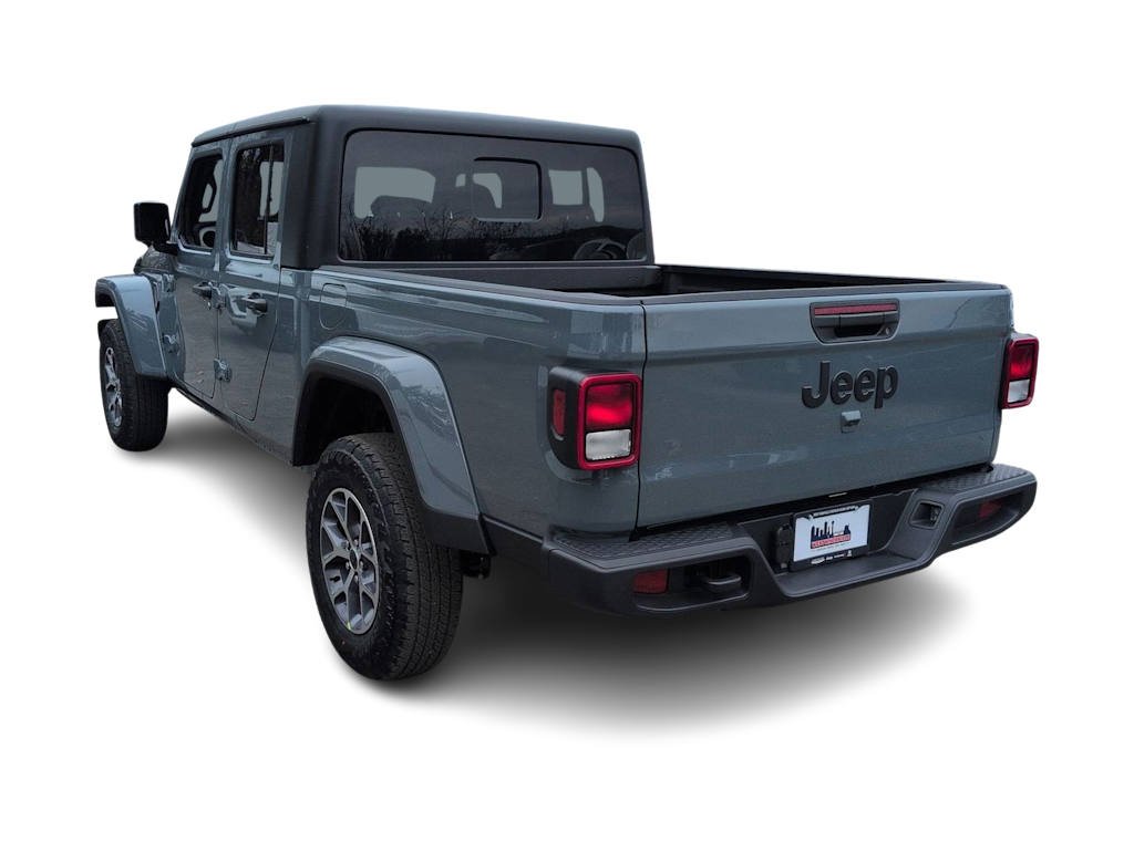 Thumbnail: 2026 Jeep Gladiator - 4