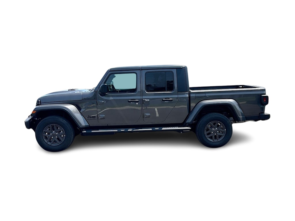Thumbnail: 2026 Jeep Gladiator - 3