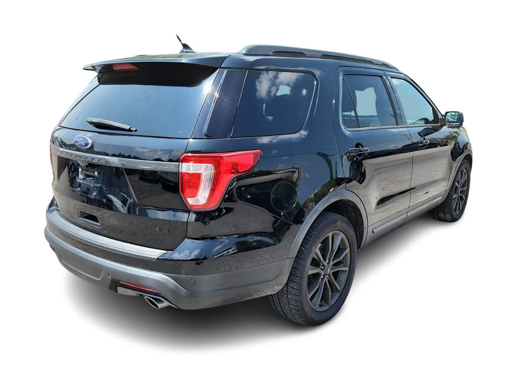 2018 Ford Explorer XLT 15