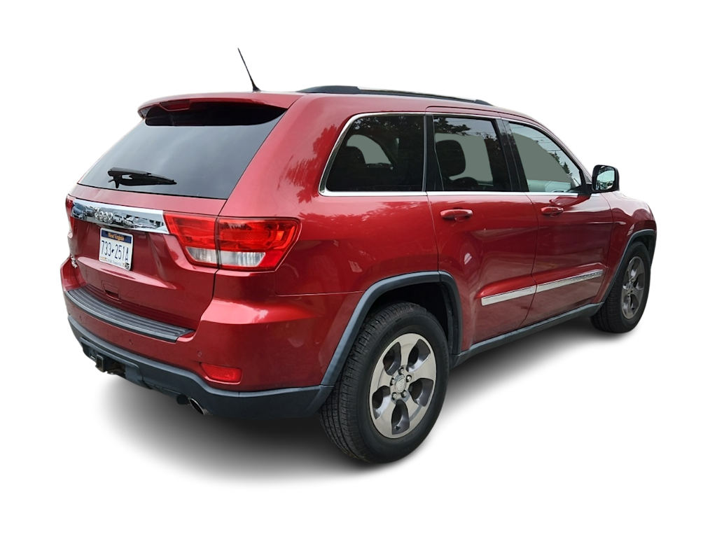 Thumbnail: 2011 Jeep Grand Cherokee - 15