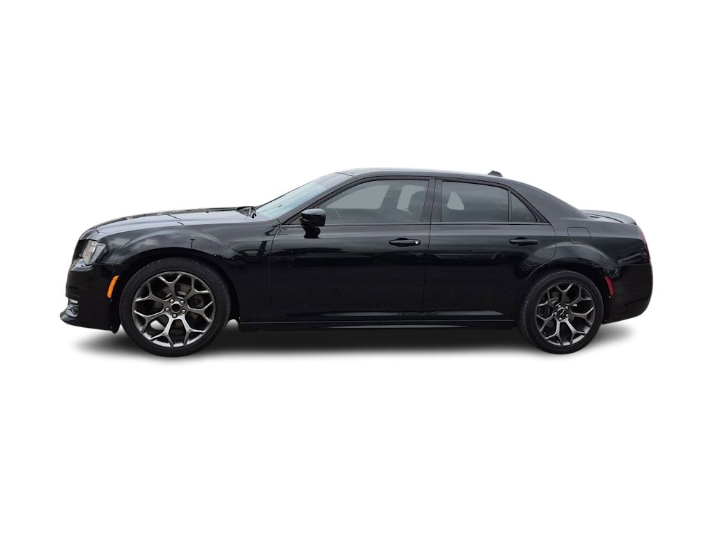 Thumbnail: 2017 Chrysler 300 - 3