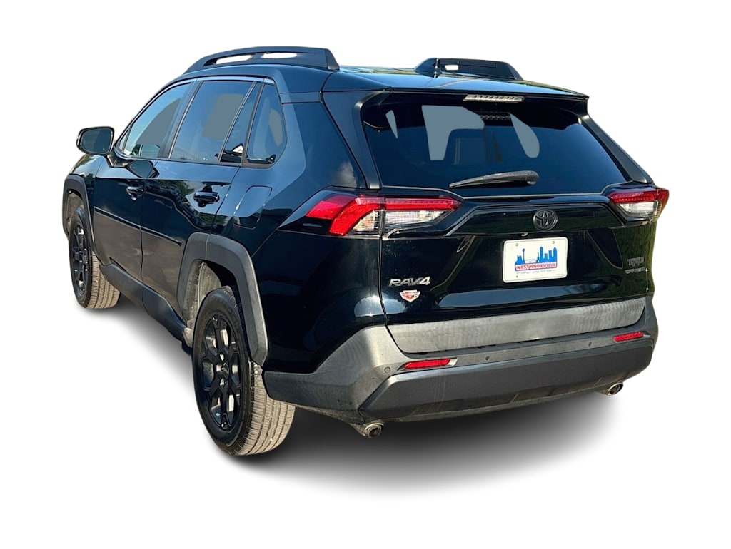 Thumbnail: 2020 Toyota RAV4 - 4