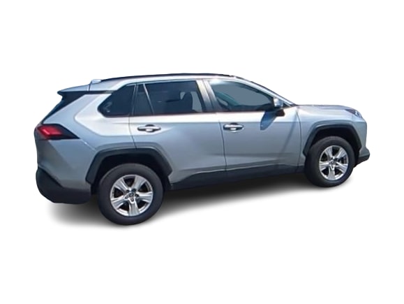 2021 Toyota RAV4 XLE 22