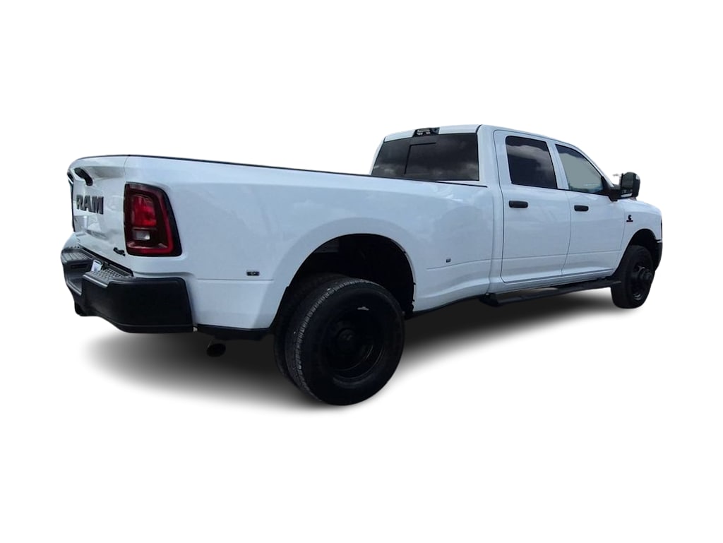 Thumbnail: 2026 RAM 3500 - 18