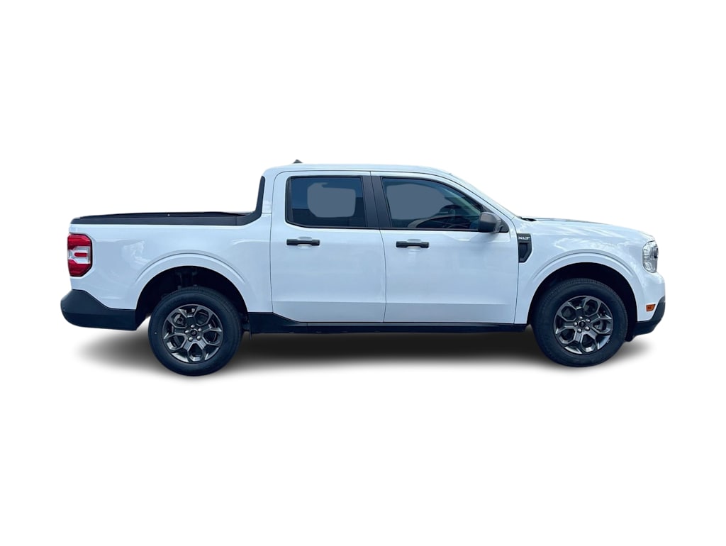 Thumbnail: 2022 Ford Maverick - 20