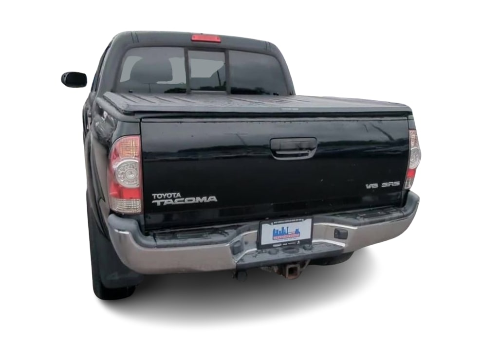 Thumbnail: 2015 Toyota Tacoma - 4