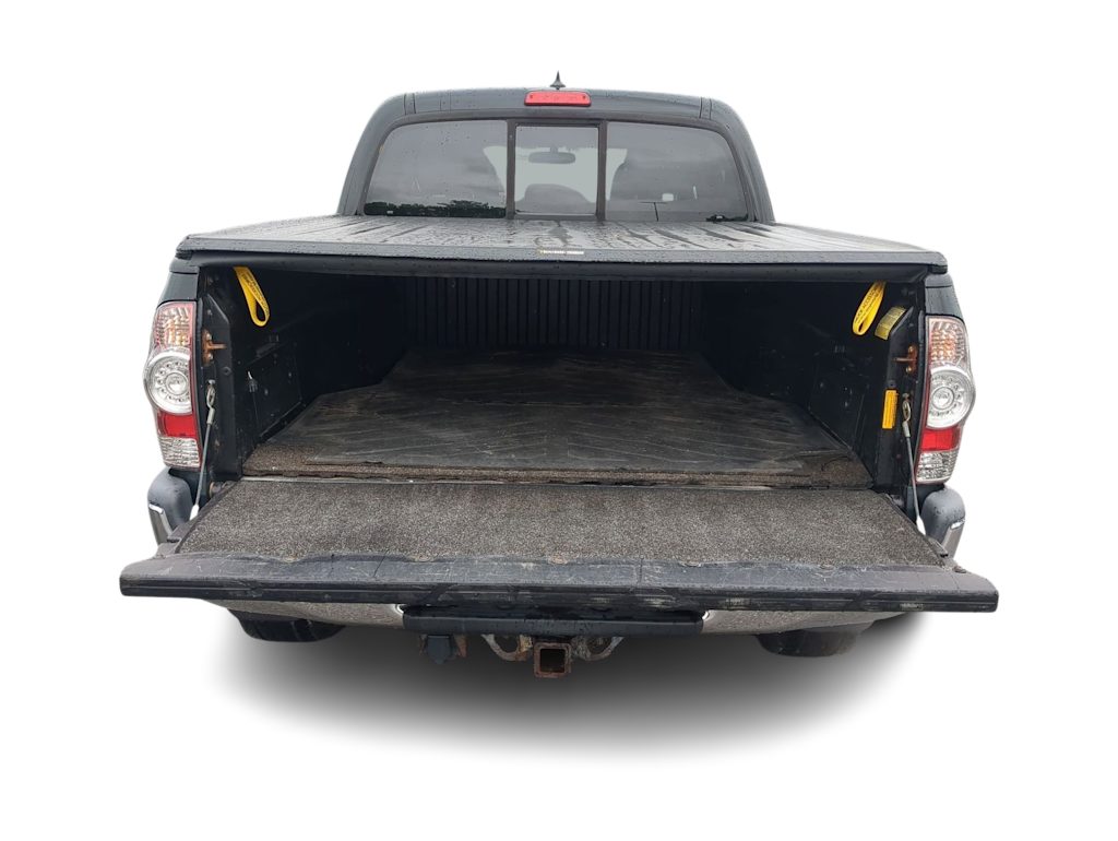 Thumbnail: 2015 Toyota Tacoma - 18