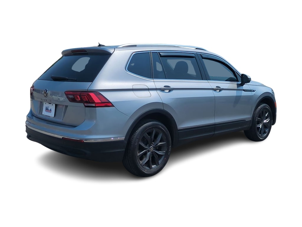Thumbnail: 2022 Volkswagen Tiguan - 20