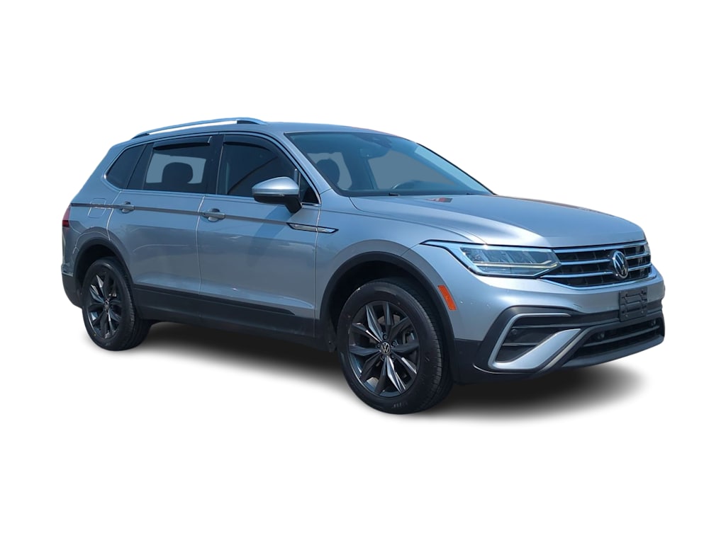 Thumbnail: 2022 Volkswagen Tiguan - 18