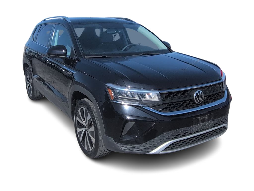 Thumbnail: 2022 Volkswagen Taos - 17