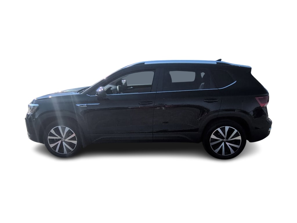 Thumbnail: 2022 Volkswagen Taos - 3