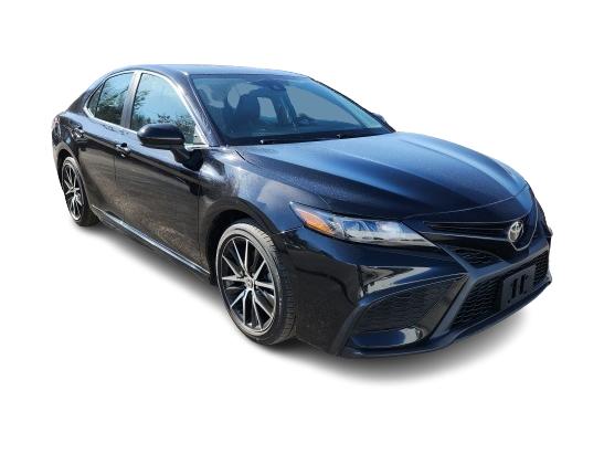 2021 Toyota Camry SE 16