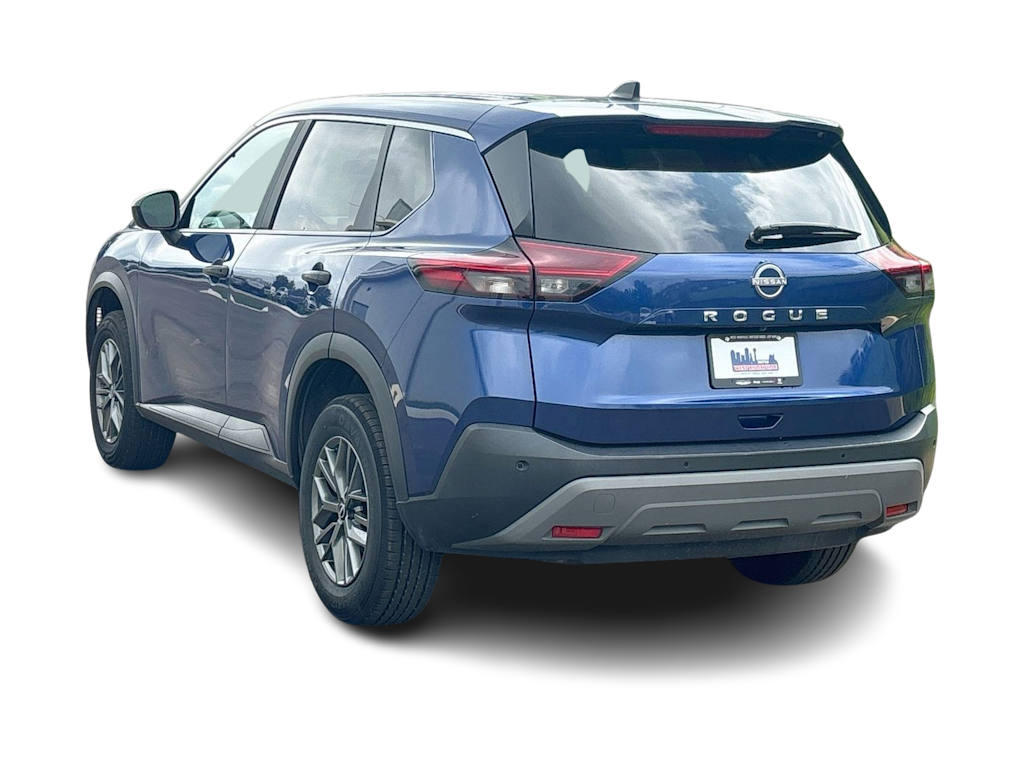 Thumbnail: 2023 Nissan Rogue - 4