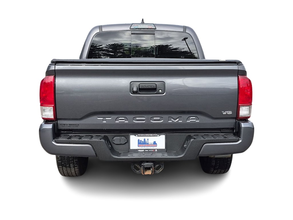 Thumbnail: 2017 Toyota Tacoma - 5