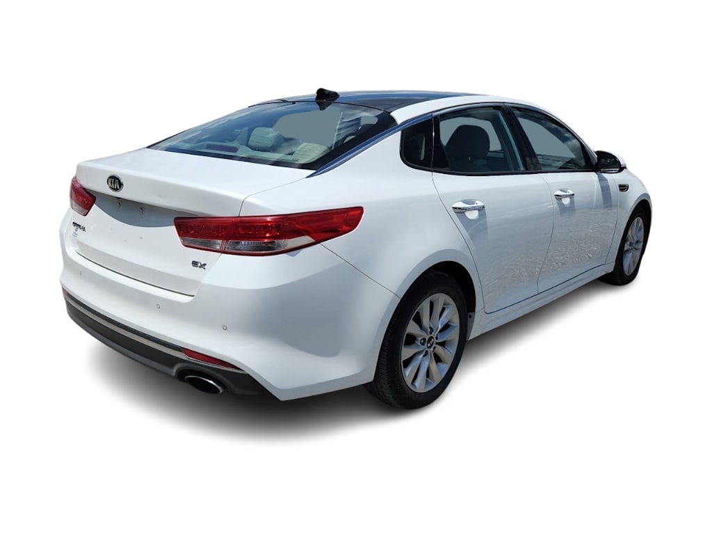 Thumbnail: 2018 Kia Optima - 16