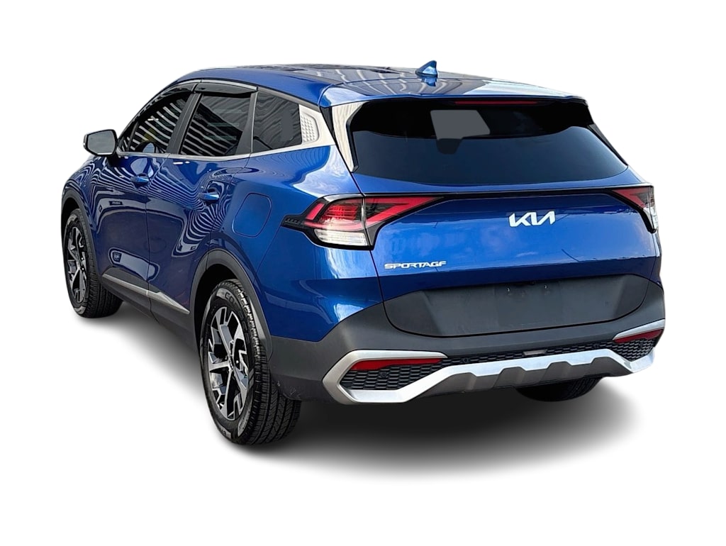 Thumbnail: 2023 Kia Sportage - 3