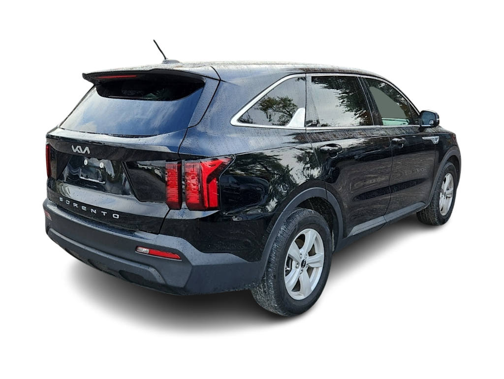 Thumbnail: 2022 Kia Sorento - 16