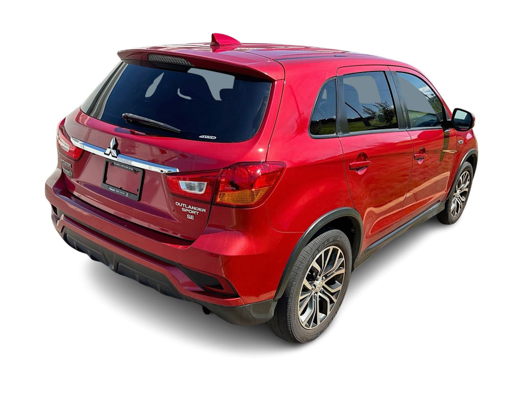 Thumbnail: 2018 Mitsubishi Outlander Sport - 21