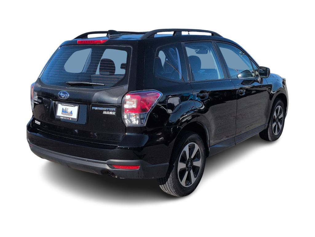 Thumbnail: 2017 Subaru Forester - 18