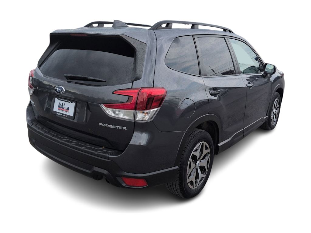 Thumbnail: 2022 Subaru Forester - 19