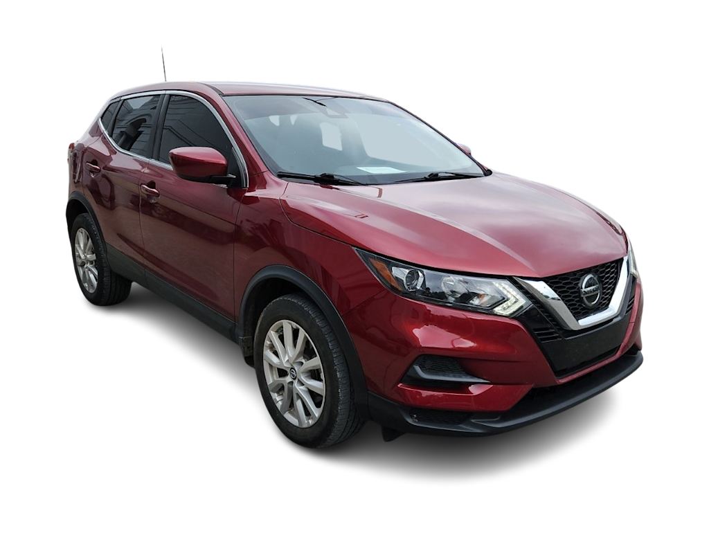 Thumbnail: 2021 Nissan Rogue Sport - 18