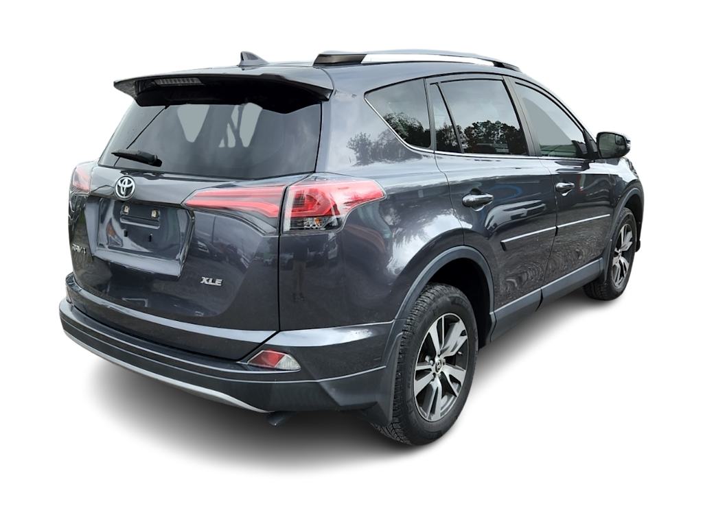 Thumbnail: 2017 Toyota RAV4 - 15