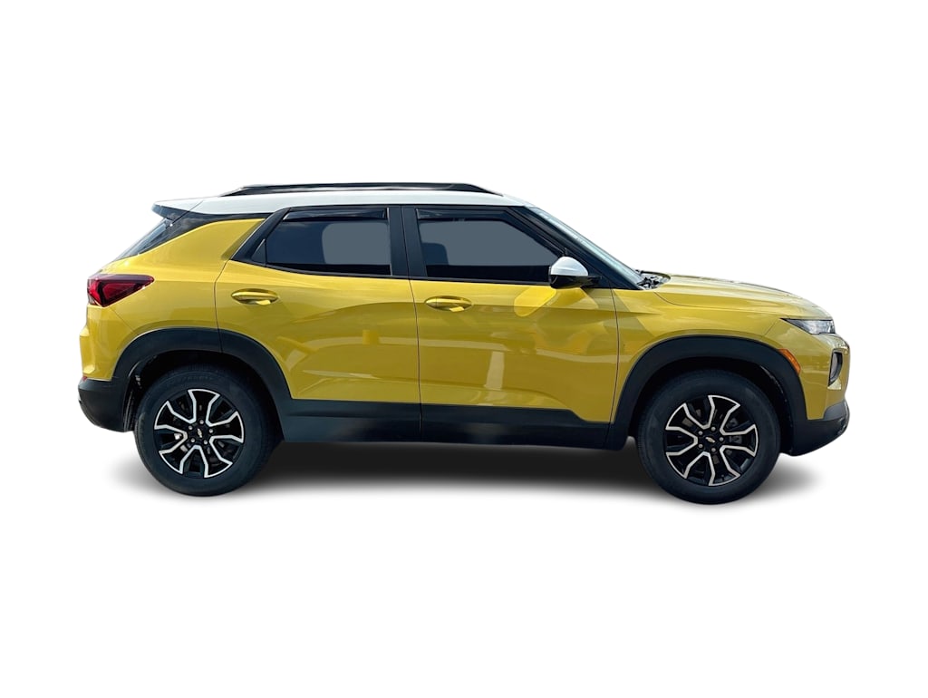 Thumbnail: 2023 Chevrolet TrailBlazer - 22