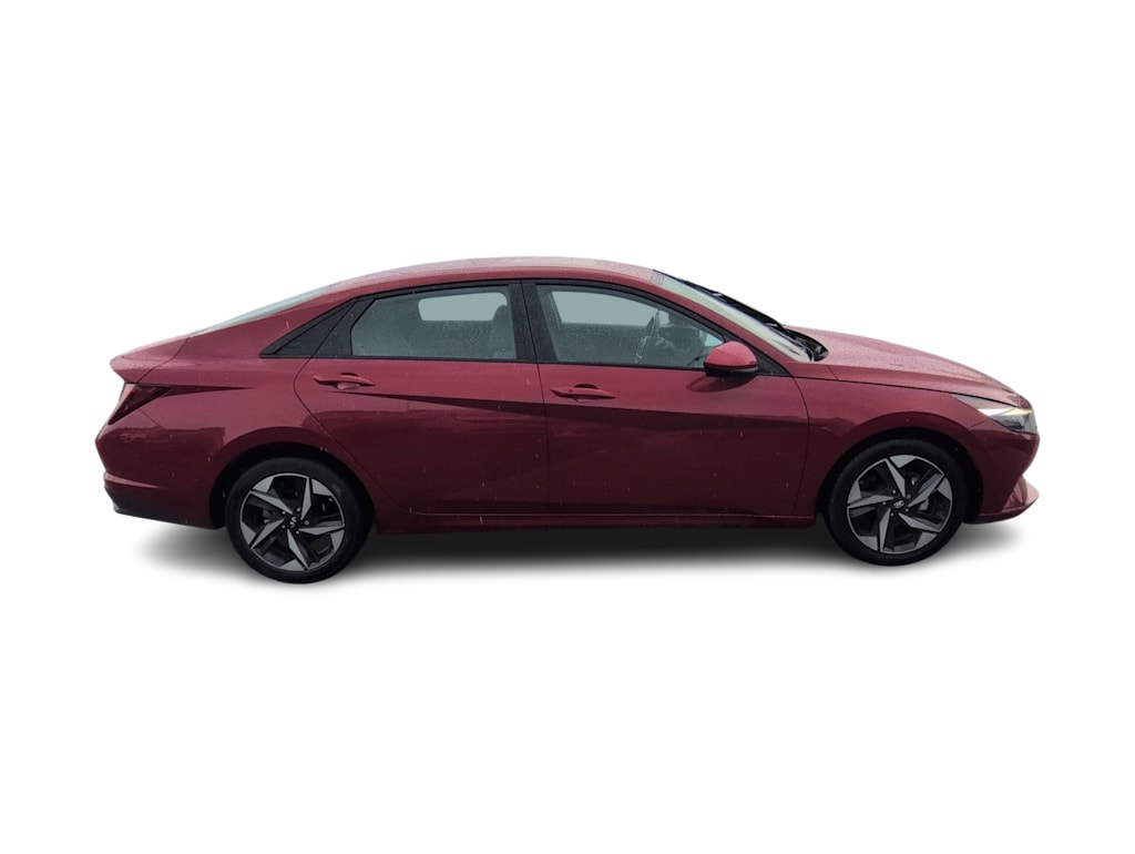 Thumbnail: 2023 Hyundai Elantra - 18