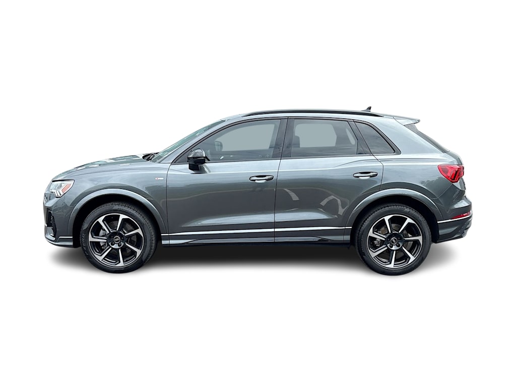 Thumbnail: 2025 Audi Q3 - 3