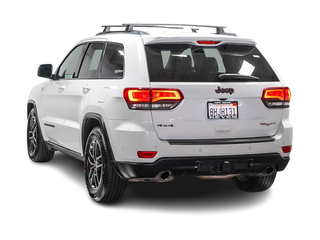 Thumbnail: 2018 Jeep Grand Cherokee - 3