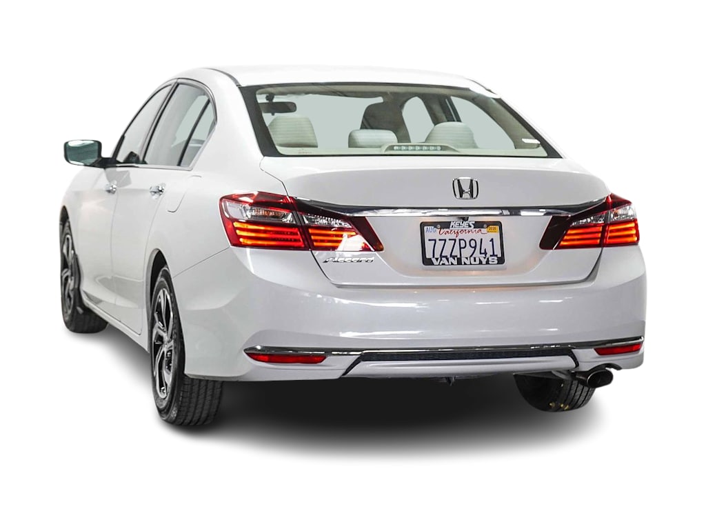 Thumbnail: 2017 Honda Accord - 18