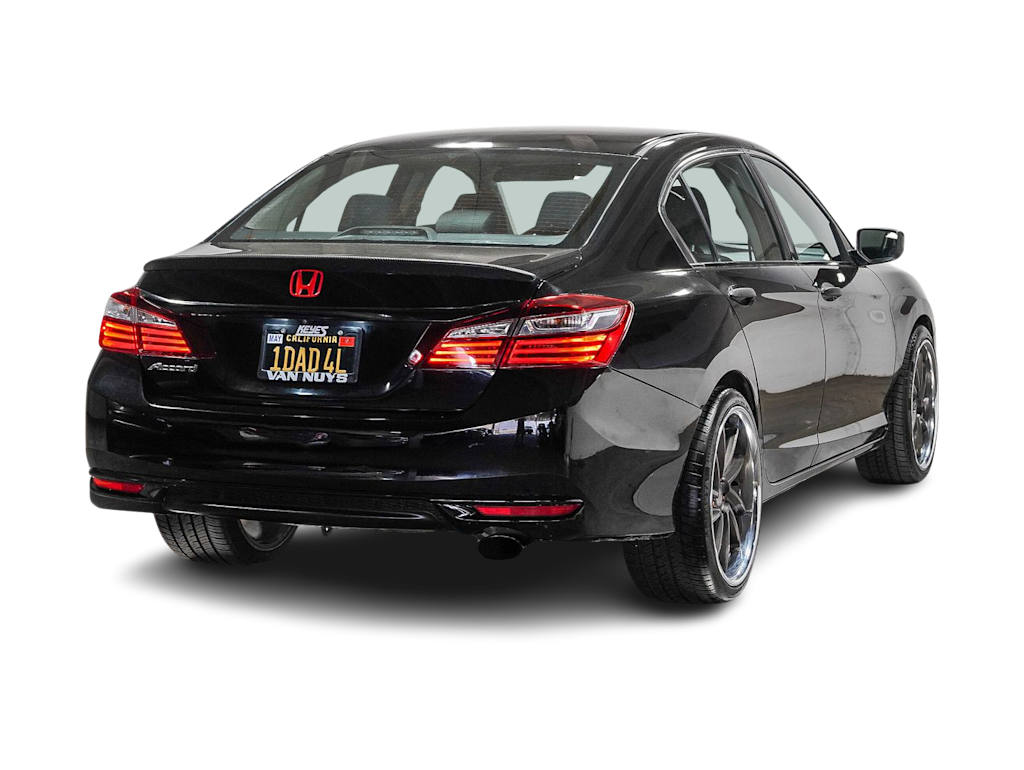 Thumbnail: 2017 Honda Accord - 17