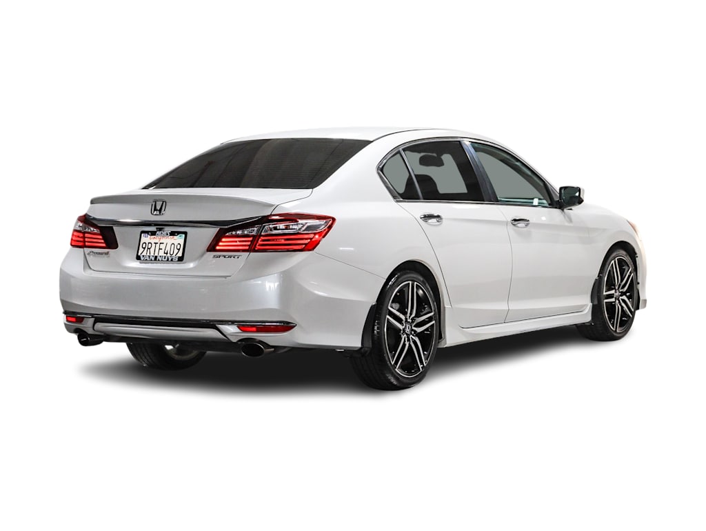 Thumbnail: 2017 Honda Accord - 21