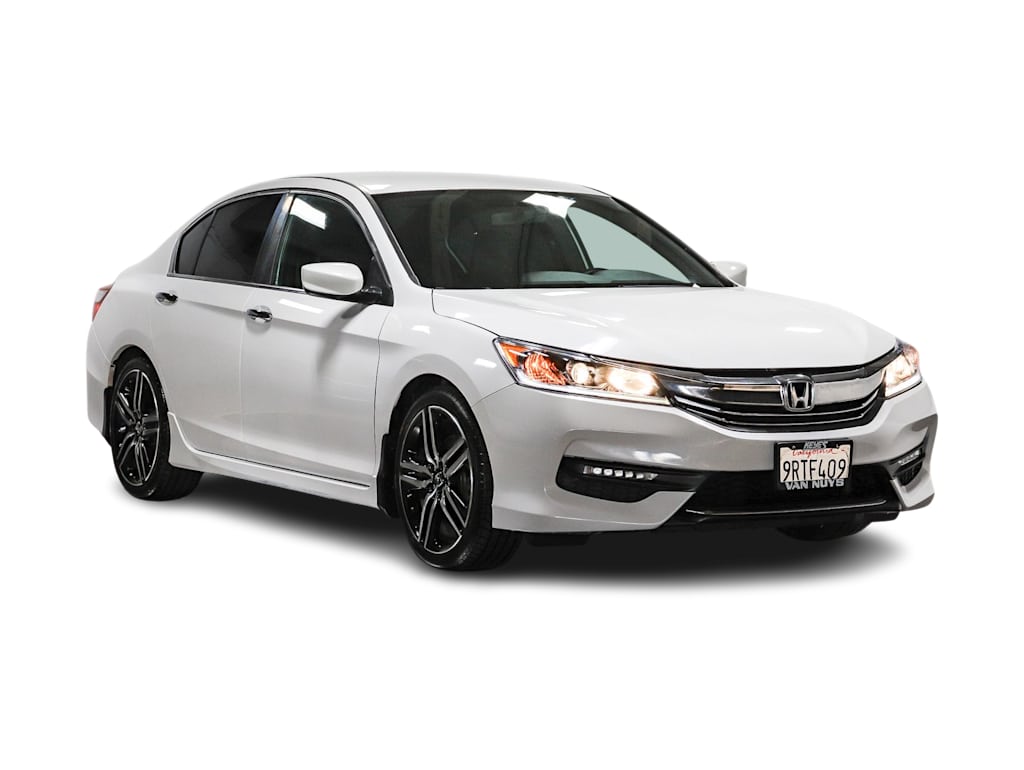 Thumbnail: 2017 Honda Accord - 22