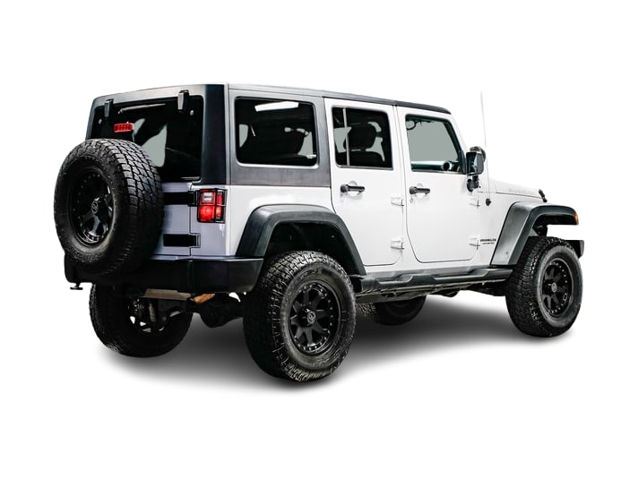 2011 Jeep Wrangler Unlimited Rubicon 15