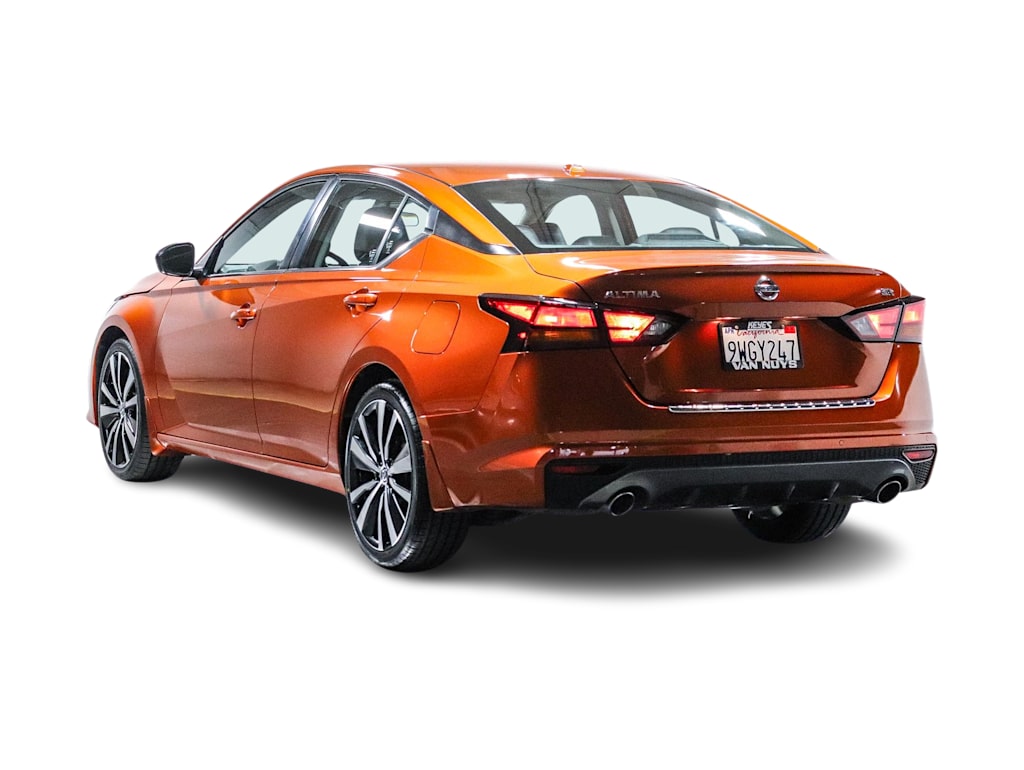 Thumbnail: 2022 Nissan Altima - 3