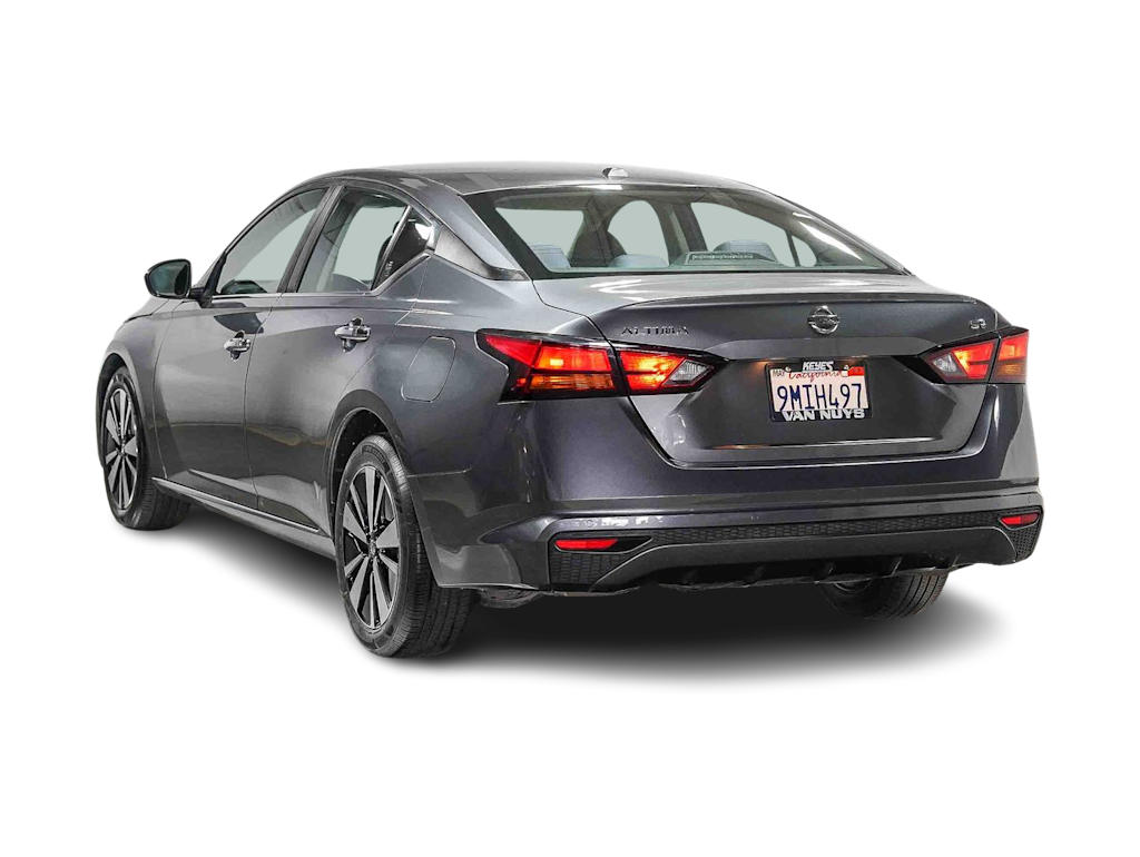 Thumbnail: 2021 Nissan Altima - 3