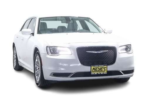 2017 Chrysler 300 Limited Edition 18