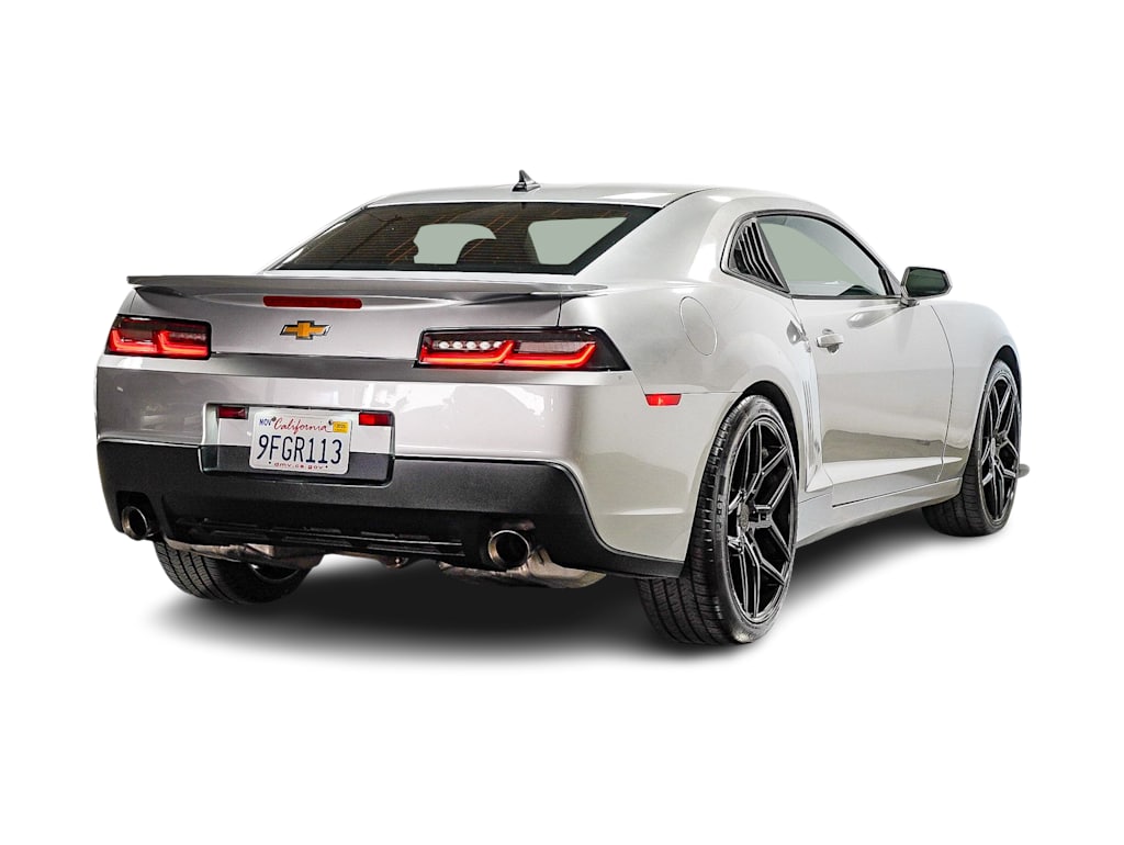 Thumbnail: 2015 Chevrolet Camaro - 17