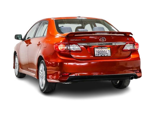 2013 Toyota Corolla S 3