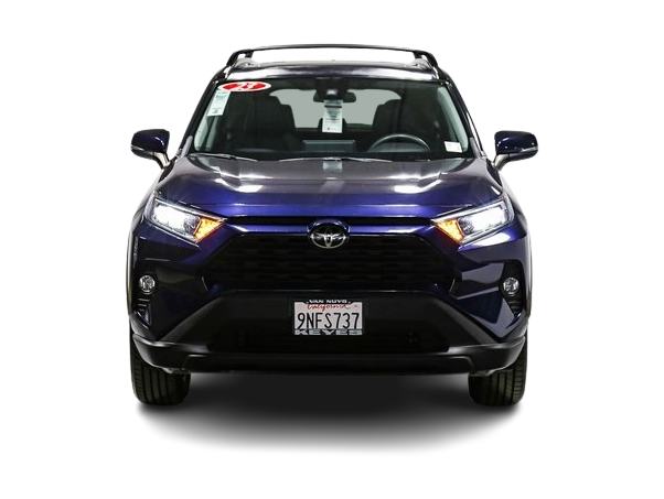 2021 Toyota RAV4 XLE Premium 19