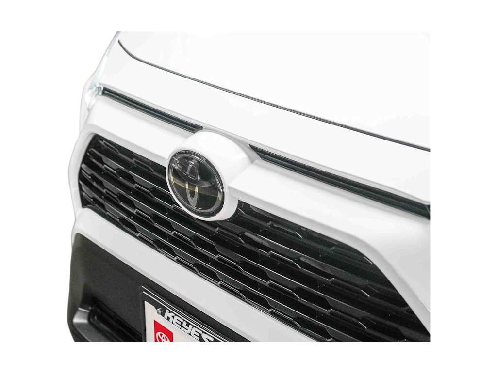 Thumbnail: 2025 Toyota RAV4 - 4
