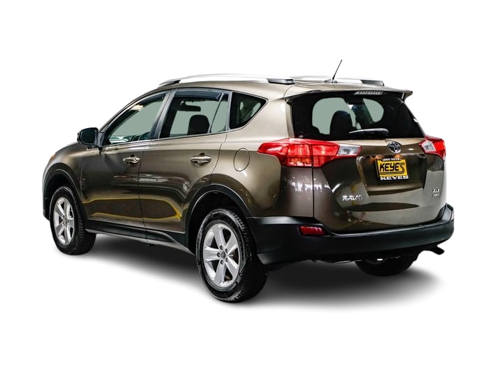 Thumbnail: 2014 Toyota RAV4 - 3
