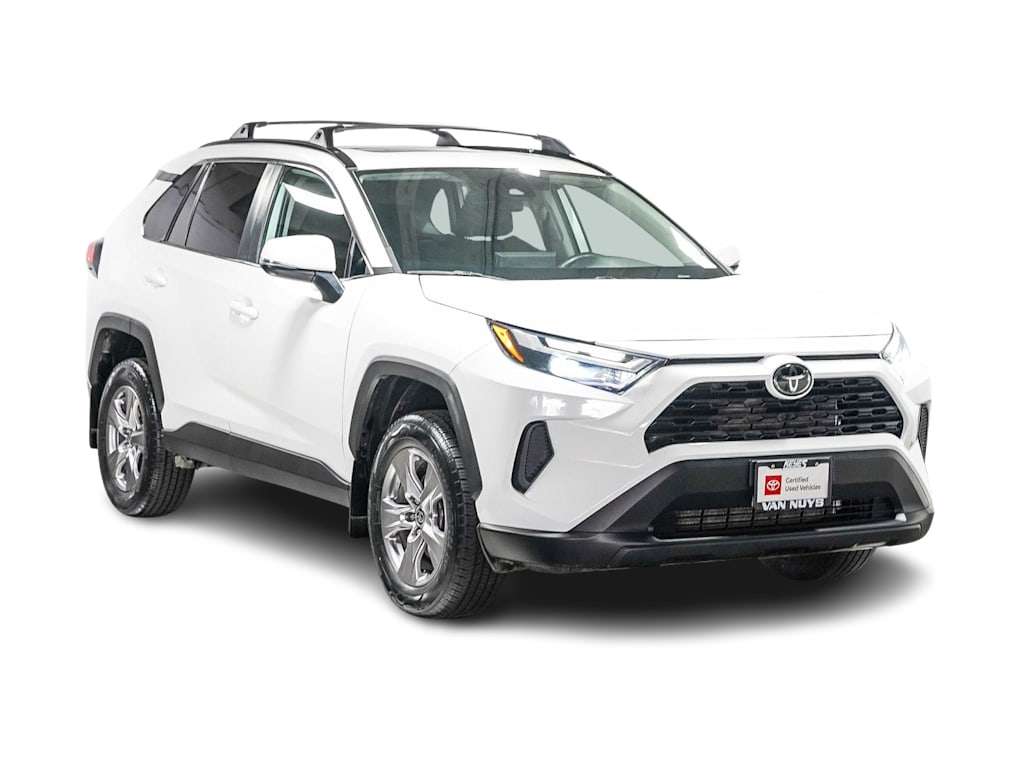 Thumbnail: 2023 Toyota RAV4 - 20
