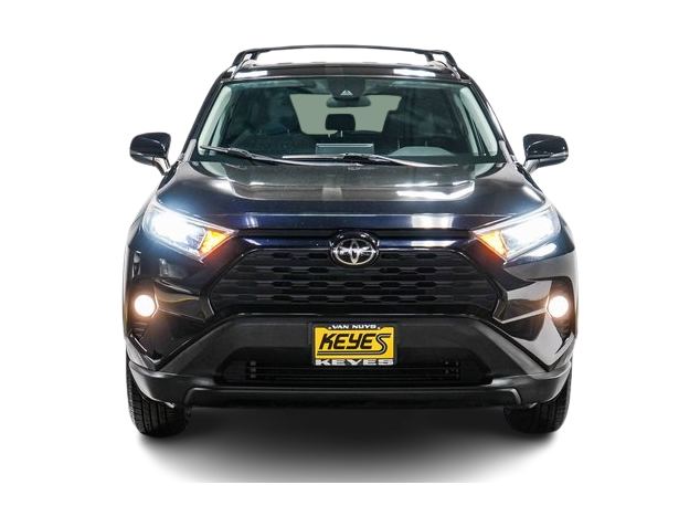 2020 Toyota RAV4 XLE 5