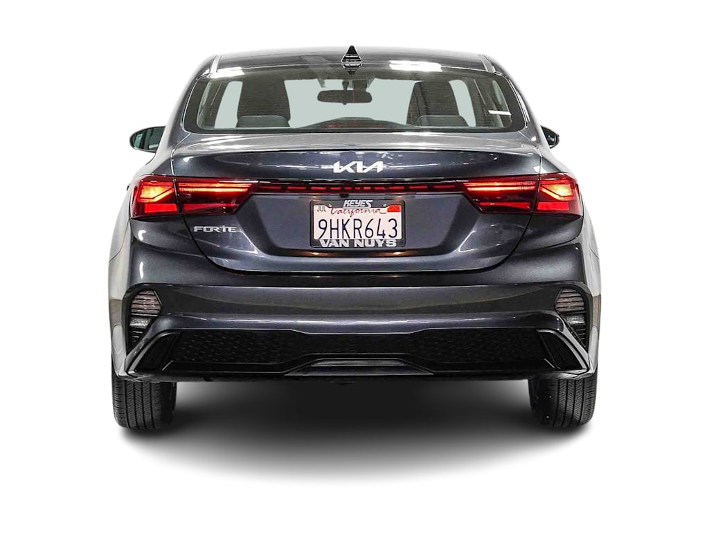 Thumbnail: 2023 Kia Forte - 4