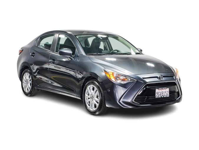 2018 Toyota Yaris iA Base 19