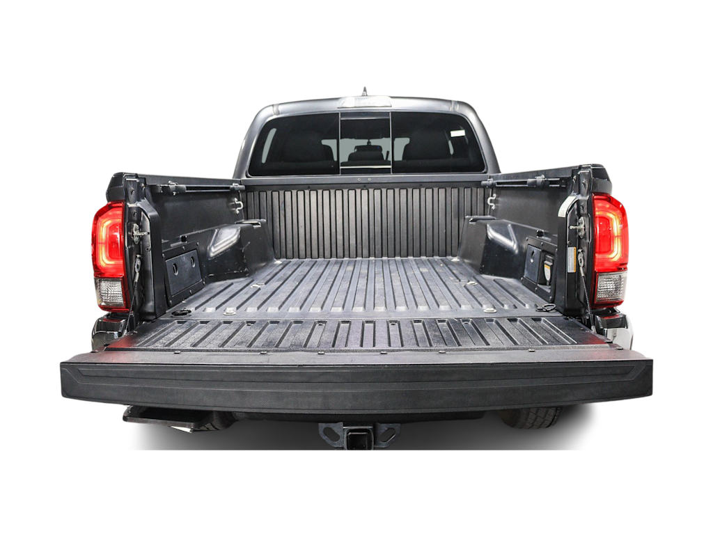 Thumbnail: 2017 Toyota Tacoma - 14