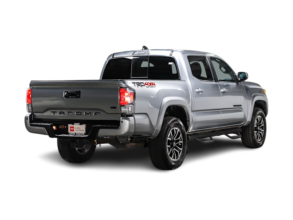 Thumbnail: 2022 Toyota Tacoma - 17