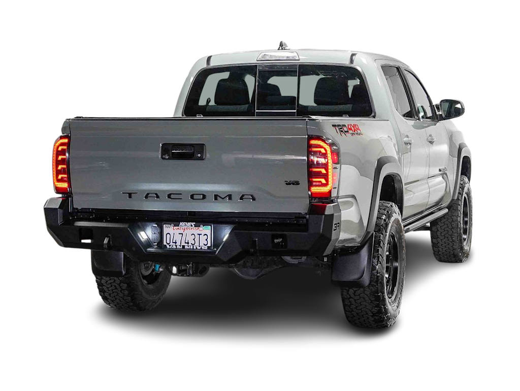 Thumbnail: 2023 Toyota Tacoma - 18